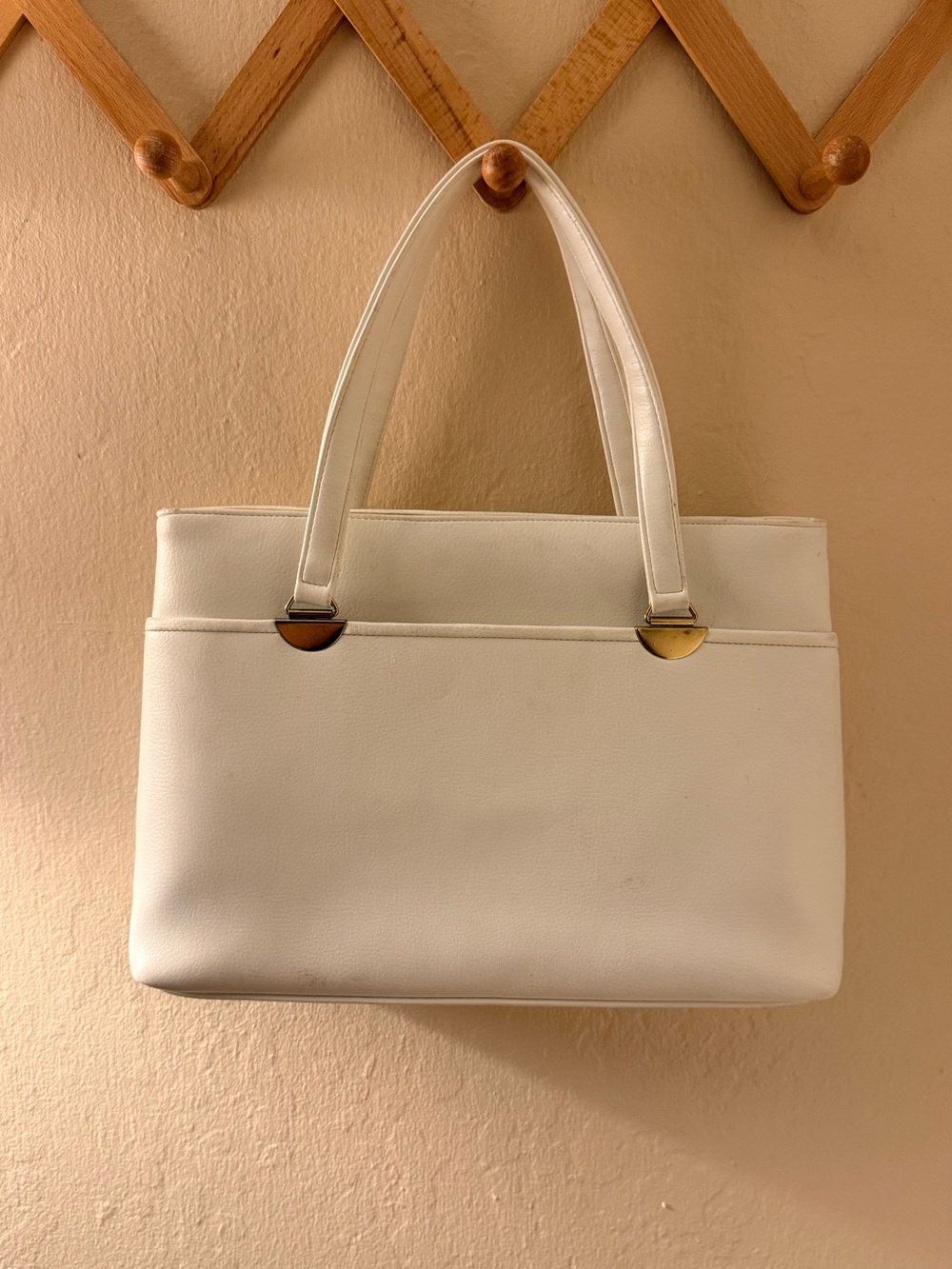 JR Florida USA Classic White Leather Tote Bag with Gold Accents